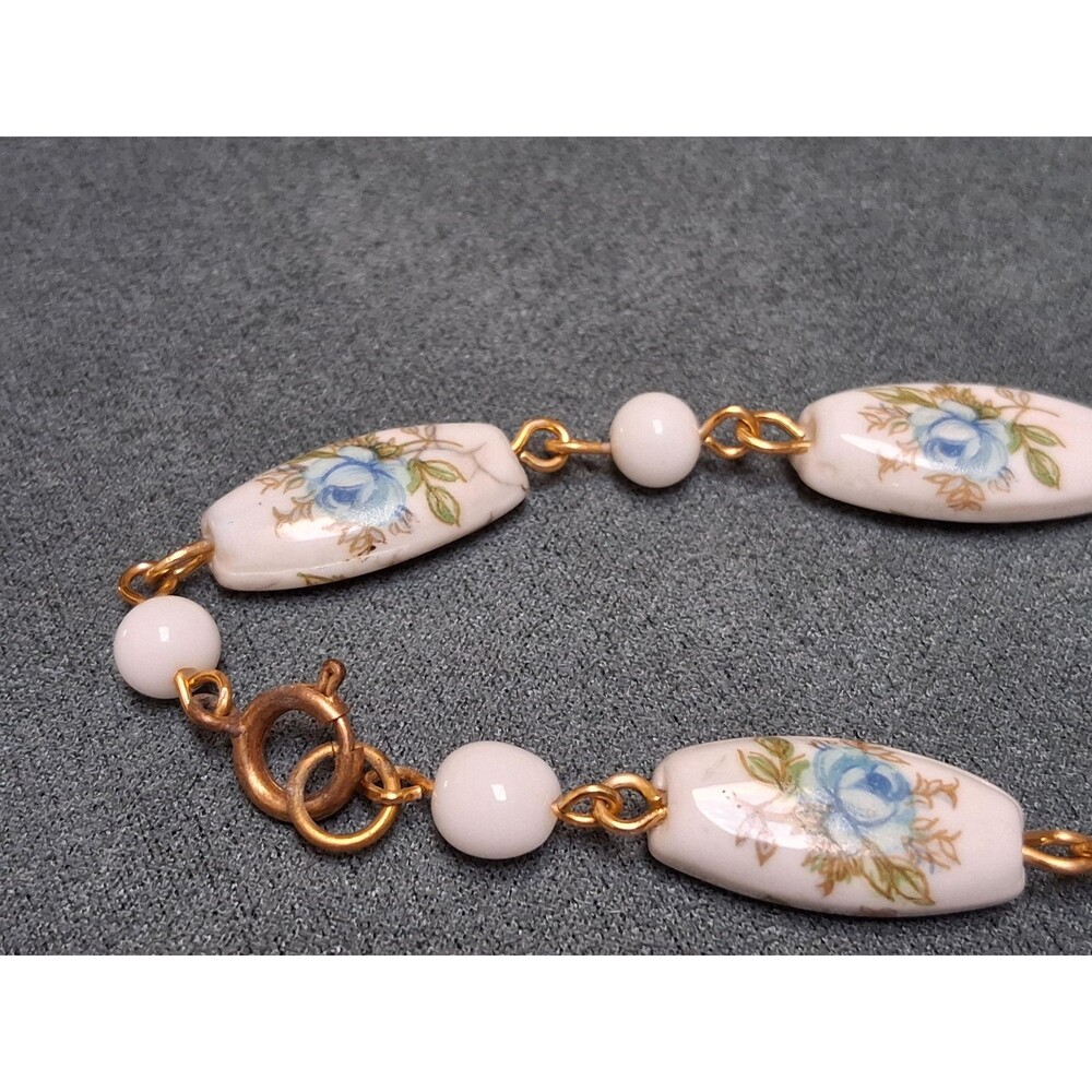 Vintage Blue Roses Glass Bead Necklace - Picture 7 of 7